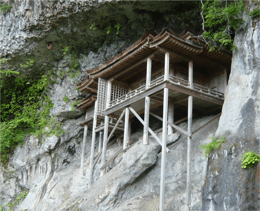 三徳山三佛寺投入堂の写真